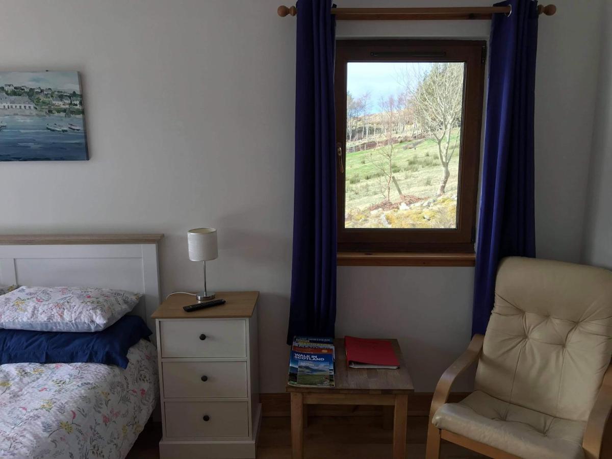 Croft No.8 Bed & Breakfast Улапул Екстериор снимка